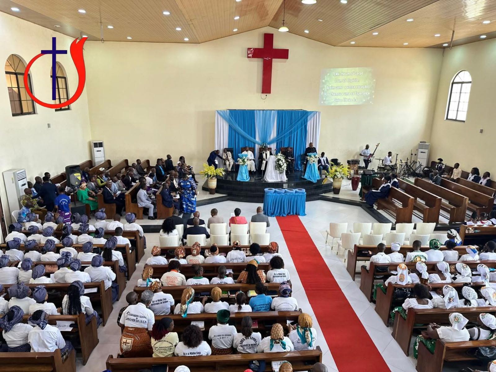 Culto da Igreja de Deus em Angola